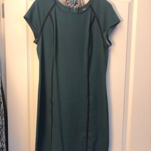 Emerald green shift Mossimo dress.